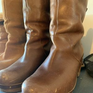 Dark brown Ugg Booties